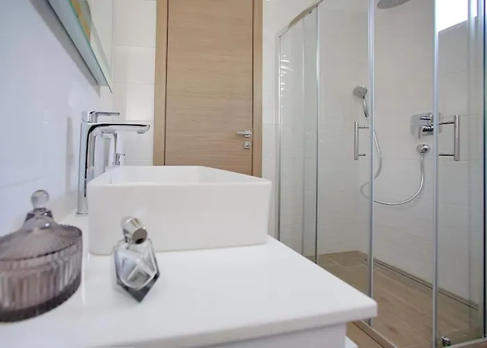 Lavanda شقة بيبينيا