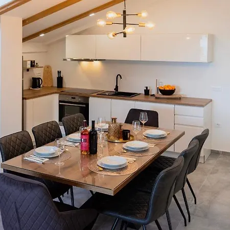 Lavanda Apartman *