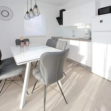 Apartman Lavanda *