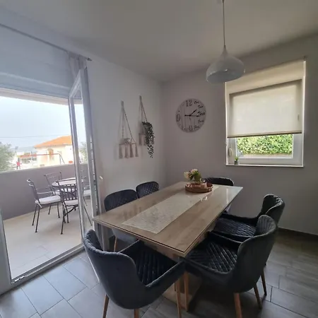 Apartment Lavanda Bibinje